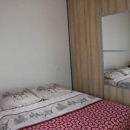 Appartement Vue Sur Le Golf Et Le Lac Leman Publier Eksteriør bilde