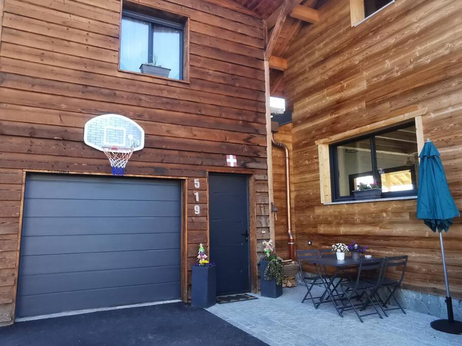 Appartement Vue Sur Le Golf Et Le Lac Leman Publier Eksteriør bilde
