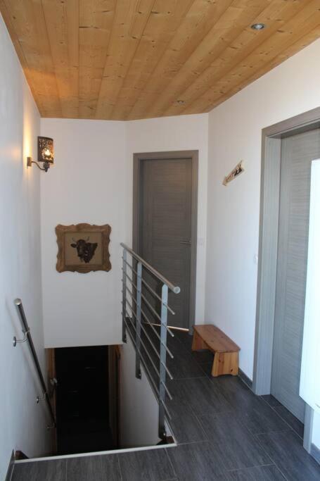 Appartement Vue Sur Le Golf Et Le Lac Leman Publier Eksteriør bilde