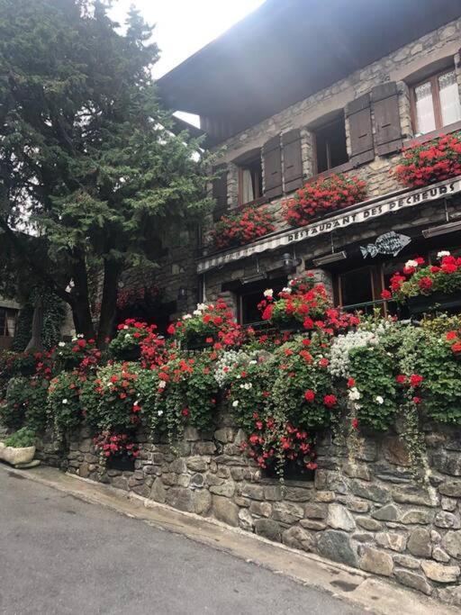 Appartement Vue Sur Le Golf Et Le Lac Leman Publier Eksteriør bilde